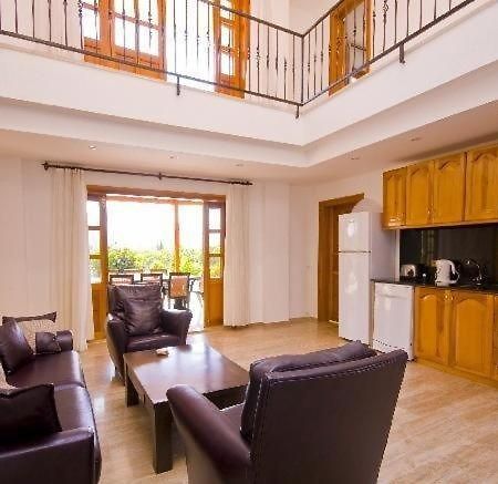 إزمير Havuzlu Villa المظهر الخارجي الصورة
